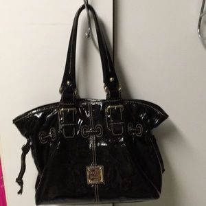 Used Dooney & Bourke Black Patent Leather Purse 👛